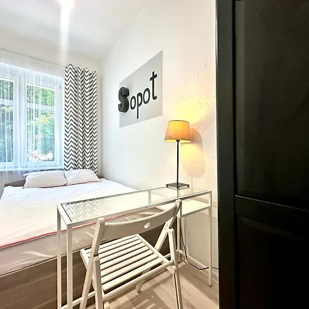 Pokoje W Centrum Sopotu I Parking Free Homestay *