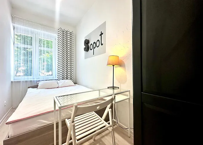 Pokoje W Centrum Sopotu I Parking Free ホームステイ *